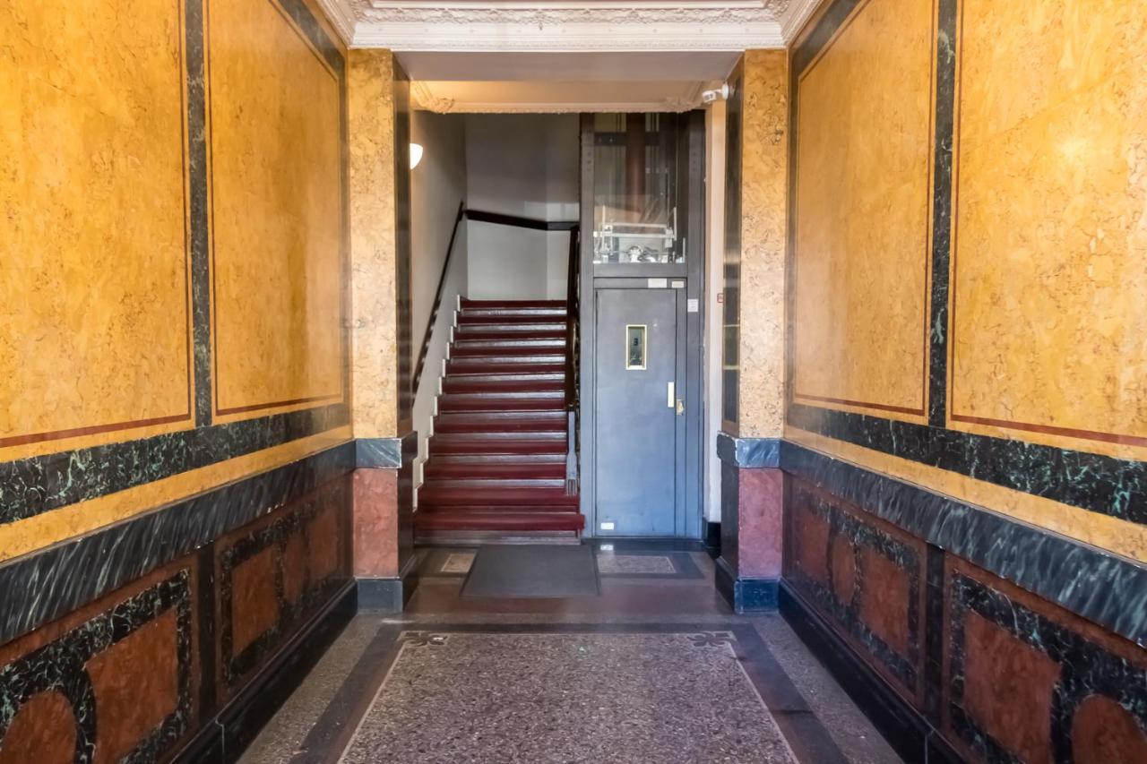 Pension Hostel Staycomfort Am Kurfuerstendamm Berlin Ngoại thất bức ảnh