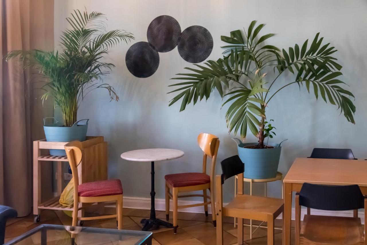 Pension Hostel Staycomfort Am Kurfuerstendamm Berlin Ngoại thất bức ảnh